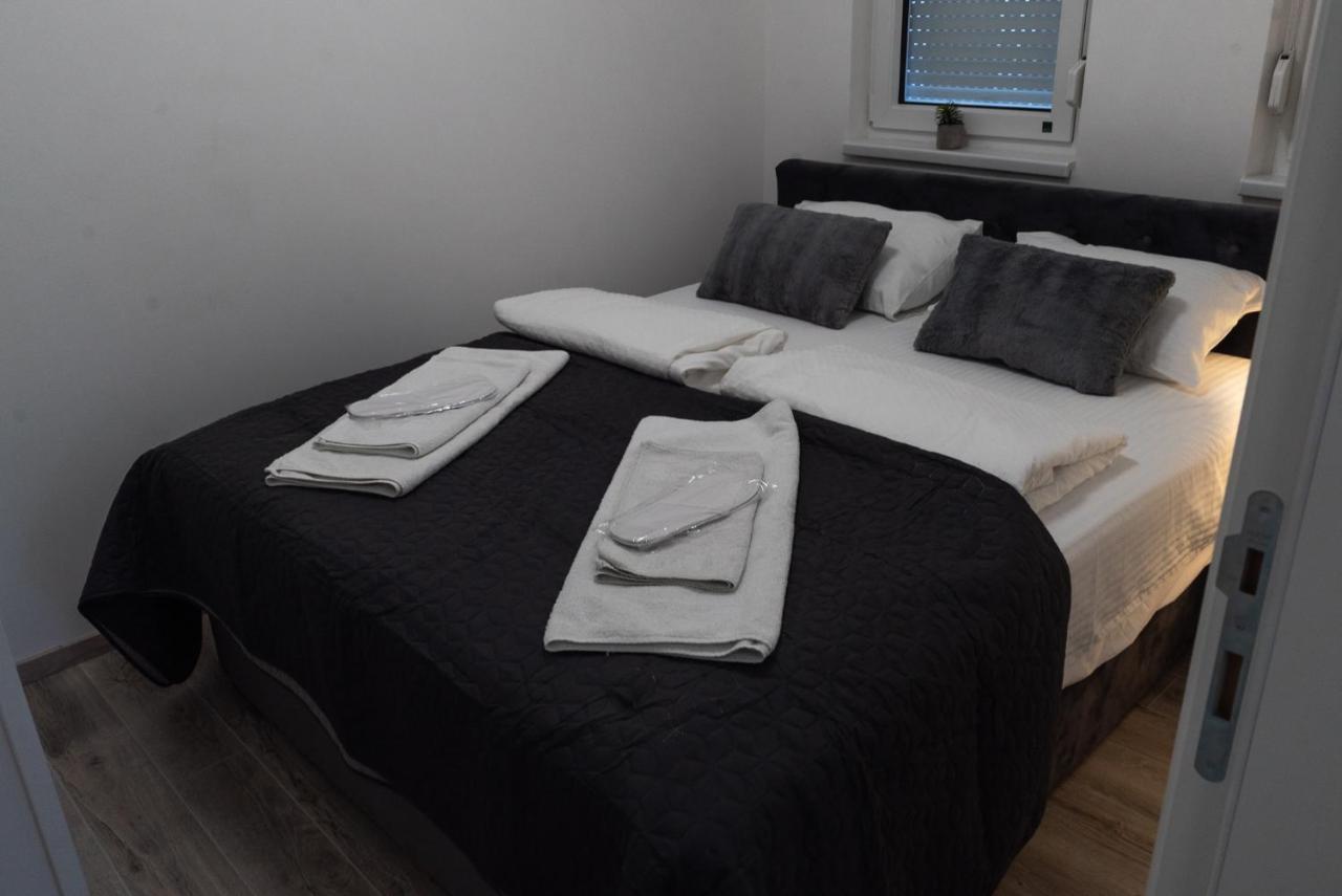 Lux Apartment III Prijedor Exteriér fotografie